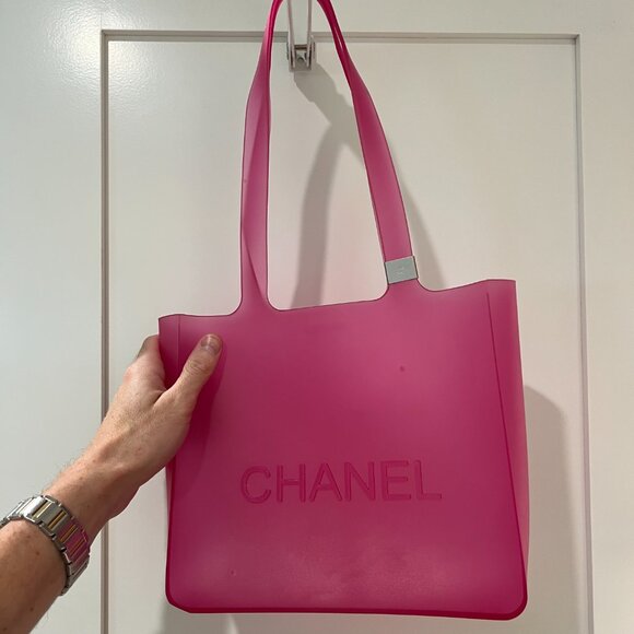Chanel Tote Bag - Picture 3 of 8